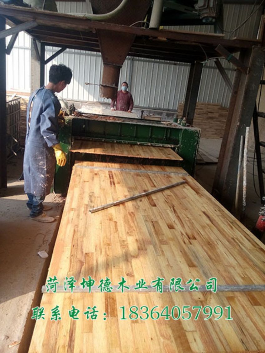 點(diǎn)擊查看詳細(xì)信息<br>標(biāo)題：生產(chǎn)車(chē)間 閱讀次數(shù)：906